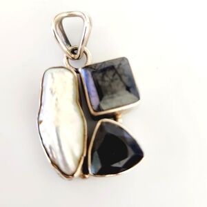 Sterling Freshwater Pearl Pendant